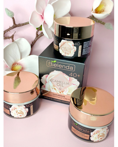 Зволожуючий крем-концентрат проти зморшок Camellia Oil Bielenda 50 мл 50+