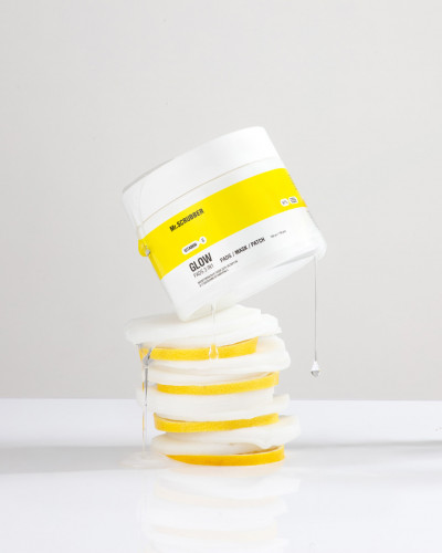 Висвітлювальні пади для обличчя Glow Vitamin C Mr. Scrubber