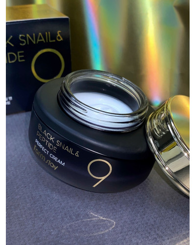 Омолоджуючий крем для обличчя FarmStay Black Snail & Peptide 9 Perfect Cream з муцином чорного равлика