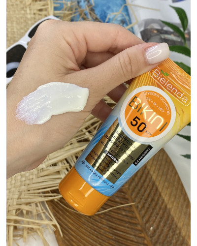 Сонцезахисний крем для обличчя Bielenda Bikini Moisturizing Face Cream SPF 50