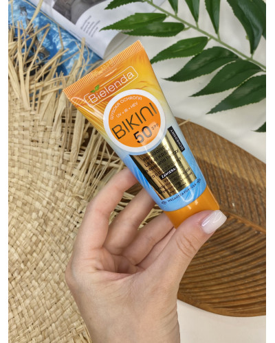 Сонцезахисний крем для обличчя Bielenda Bikini Moisturizing Face Cream SPF 50