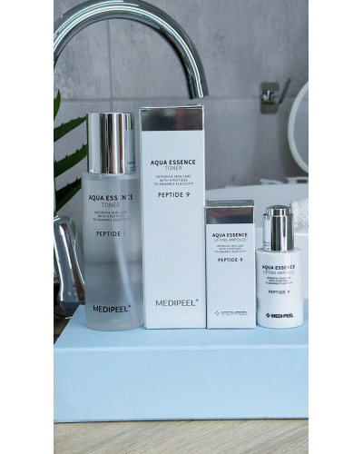Антивіковий тонер Medi-Peel Peptide 9 Aqua Essence Toner Зволожуючий 250 мл