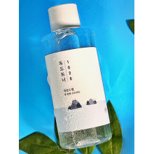 Зволожуючий тонер з ефектом пілінгу Round Lab 1025 Dokdo Toner 100 мл
