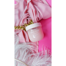 Догляд для тіла від Hollyskin Кашемір Body Treat Cashmere: скраб, гель, міст, батер