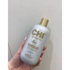 Відновлюючий кератиновий кондиціонер для волосся CHI Keratin Conditioner