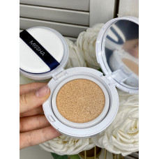 Кушон для обличчя білий MISSHA Cushion Moist Up SPF50+/PA+++