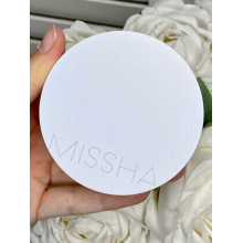 Кушон для обличчя білий MISSHA Cushion Moist Up SPF50+/PA+++