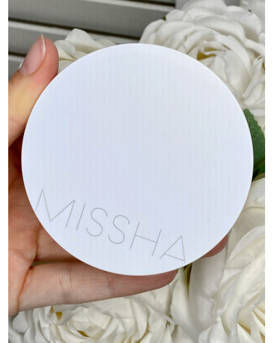Кушон для обличчя білий MISSHA Cushion Moist Up SPF50+/PA+++