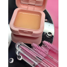 Мило-фіксатор та щіточки для брів Girlwood Brow Fixing Soap