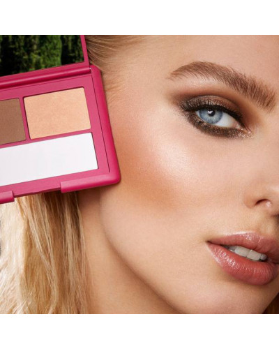 Палітра для обличчя: бронзер, хайлайтер, пудра Kiko Milano Charming Escape Perfect Look Face Palette