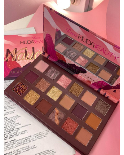 Палітра тіней Love HUDABEAUTY