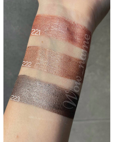 Рідкі тіні pastel Glow Liquid Eyeshadow