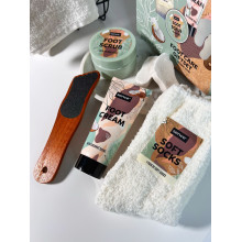 Набір для догляду за ногами з ароматом кокоса SENCE Collection Foot Care Giftset