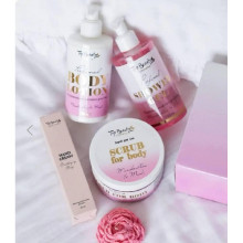 Подарунковий бокс косметики для тіла Top Beauty «Marshmallow & Musk»