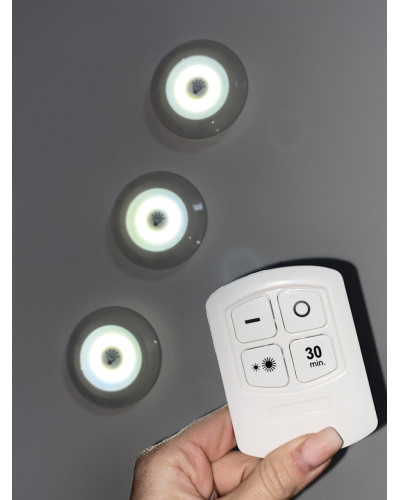 Світлодіодні лампи бездротові з пультом Led Light With Remote Control Set Of 3