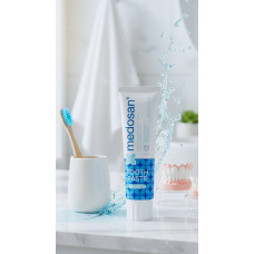 Відбілювальна зубна паста для чутливих зубів Medosan SensiWhite