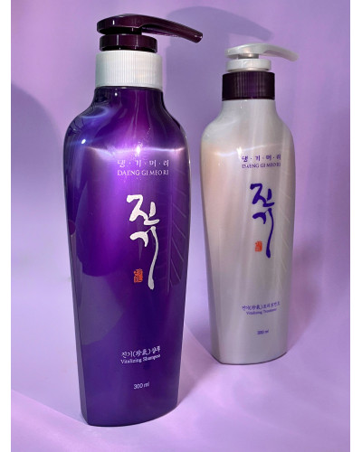 Шампунь відновлювальний для волосся Daeng Gi Meo Ri Vitalizing Shampoo 300 мл