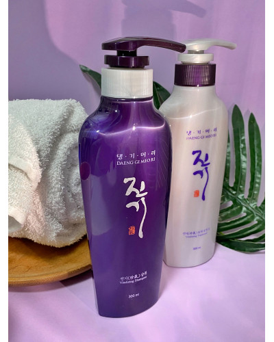Шампунь відновлюючий для волосся Daeng Gi Meo Ri Vitalizing Shampoo 500 мл