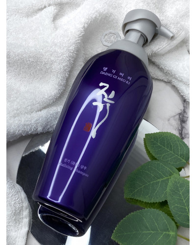 Шампунь відновлюючий для волосся Daeng Gi Meo Ri Vitalizing Shampoo 500 мл