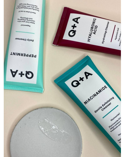 Гель для вмивання обличчя з гіалуроновою кислотою Q+A Hyaluronic Acid Hydrating Cleanser 125 мл