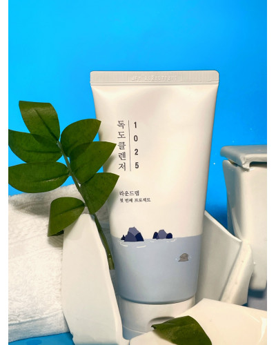 М`яка пінка для очищення шкіри обличчя ROUND LAB 1025 Dokdo Cleanser 150 ml